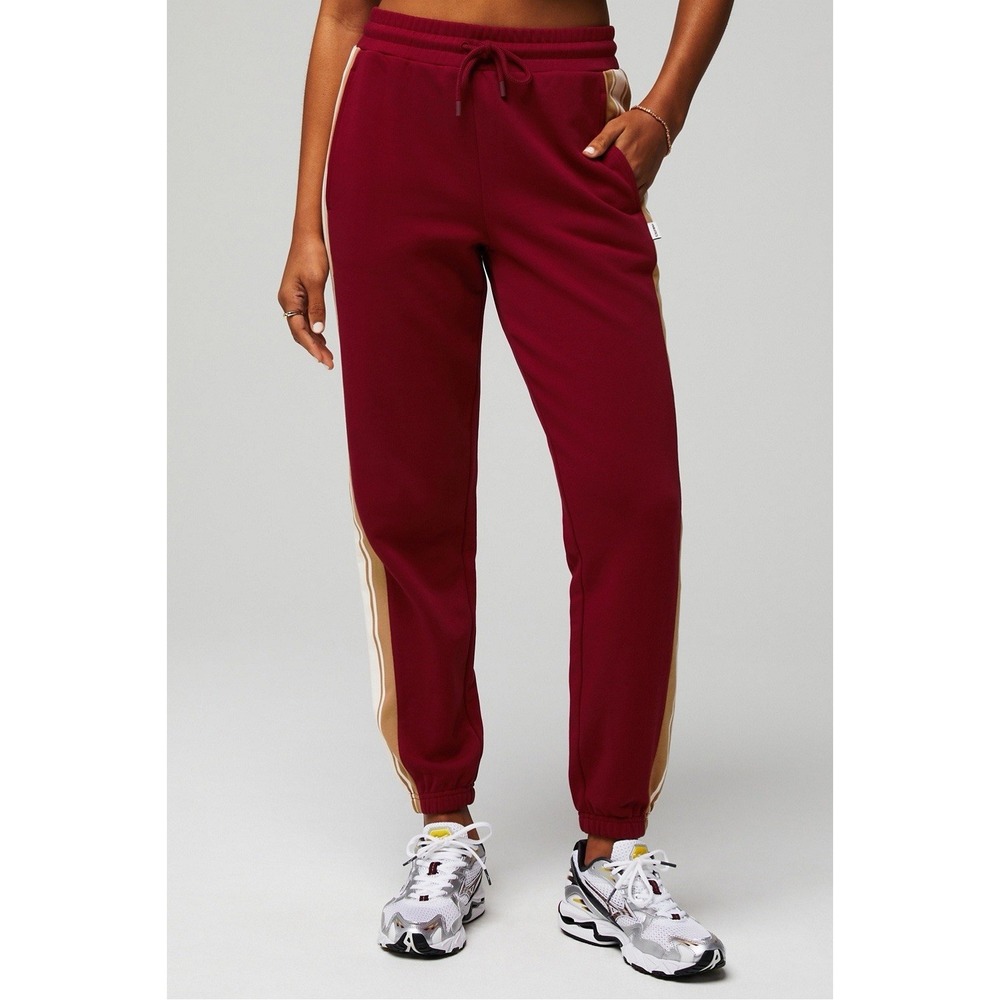 NWOT Women's Fabletics Year Round Terry Seamed Jogger Sweatpants Red Plus 2X
